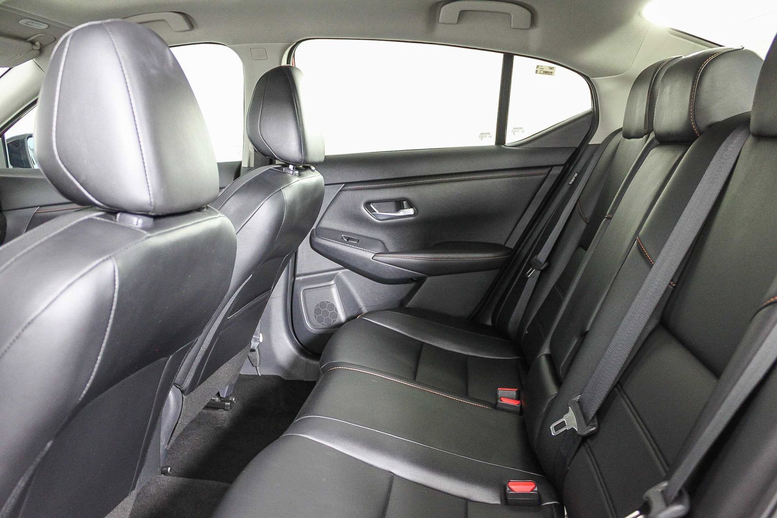 Certified 2022 Nissan Sentra SR w/ SR Premium Package image 19