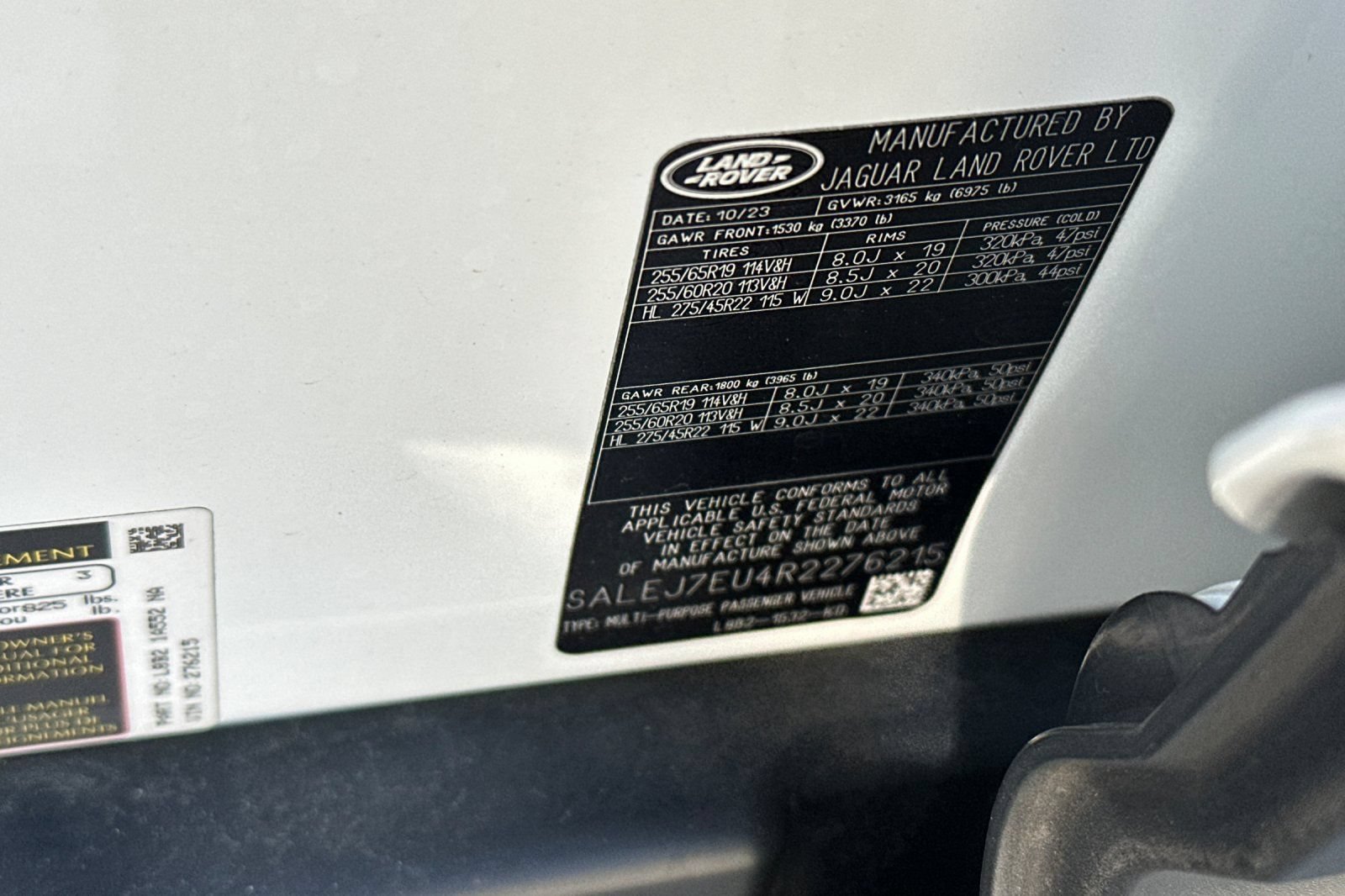 Used 2024 Land Rover Defender 110 S AWD/4WD image 38