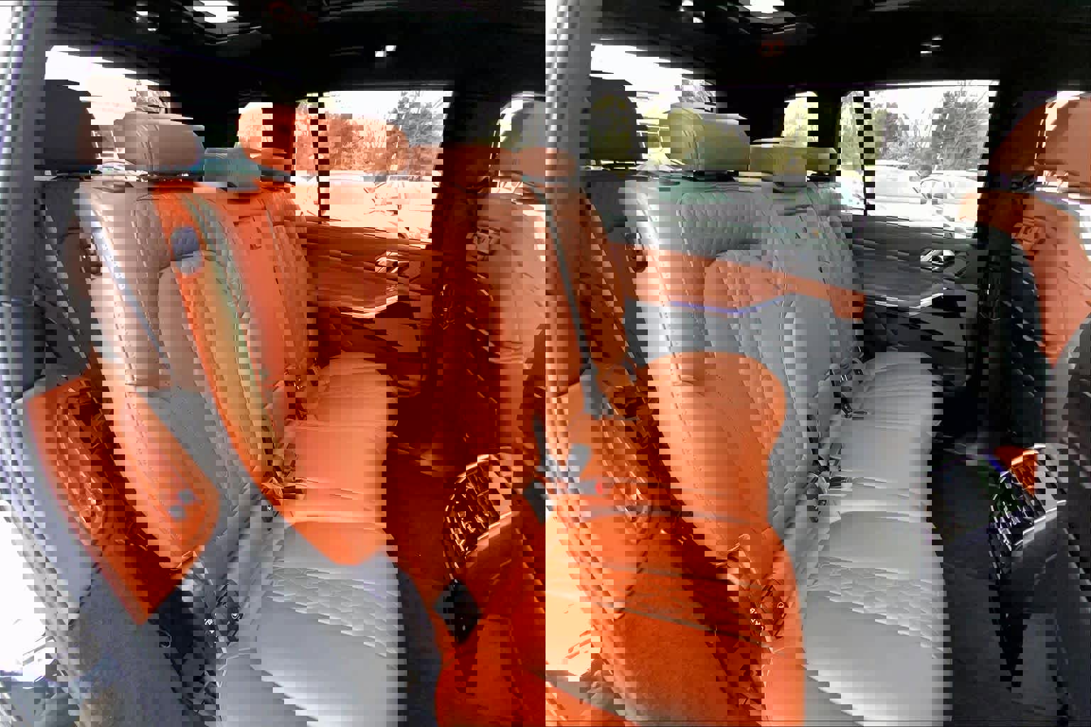 Used 2022 BMW X7 M50i image 19