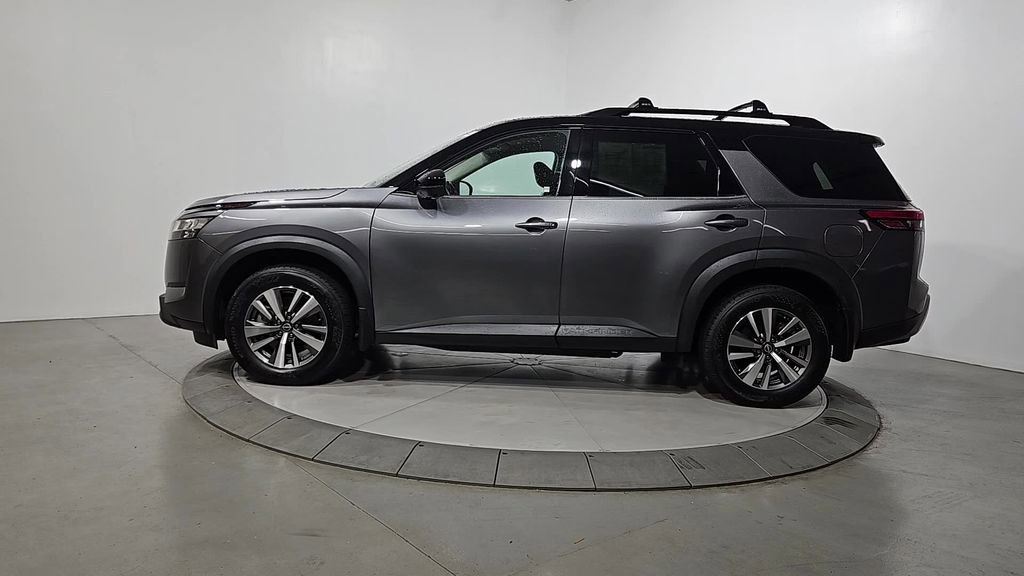 Used 2024 Nissan Pathfinder SL AWD/4WD video 2