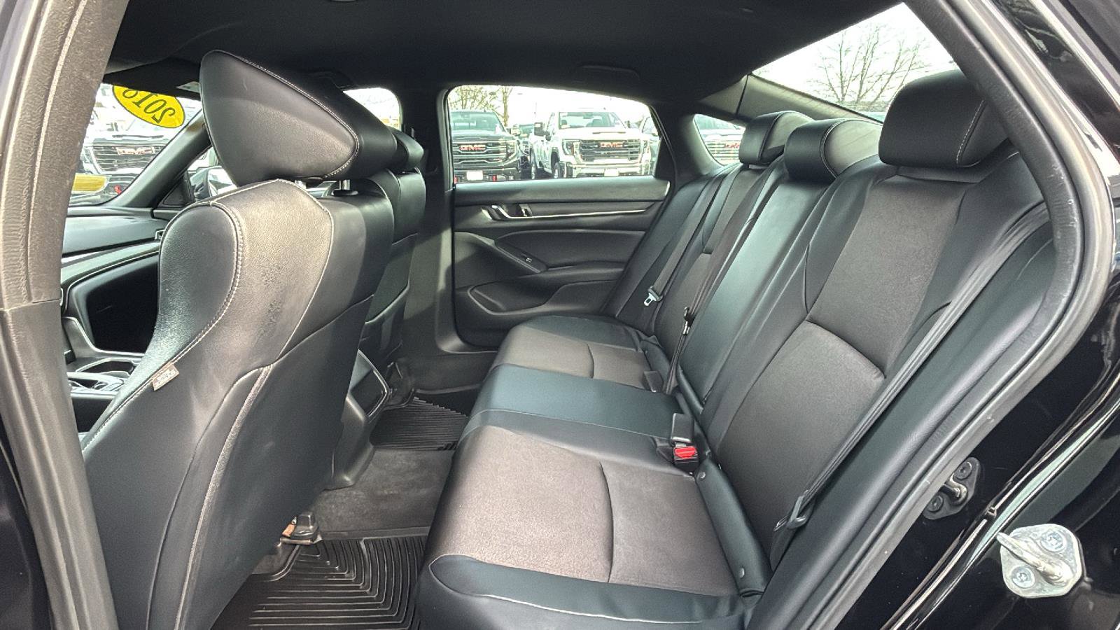 Used 2018 Honda Accord Sport image 27