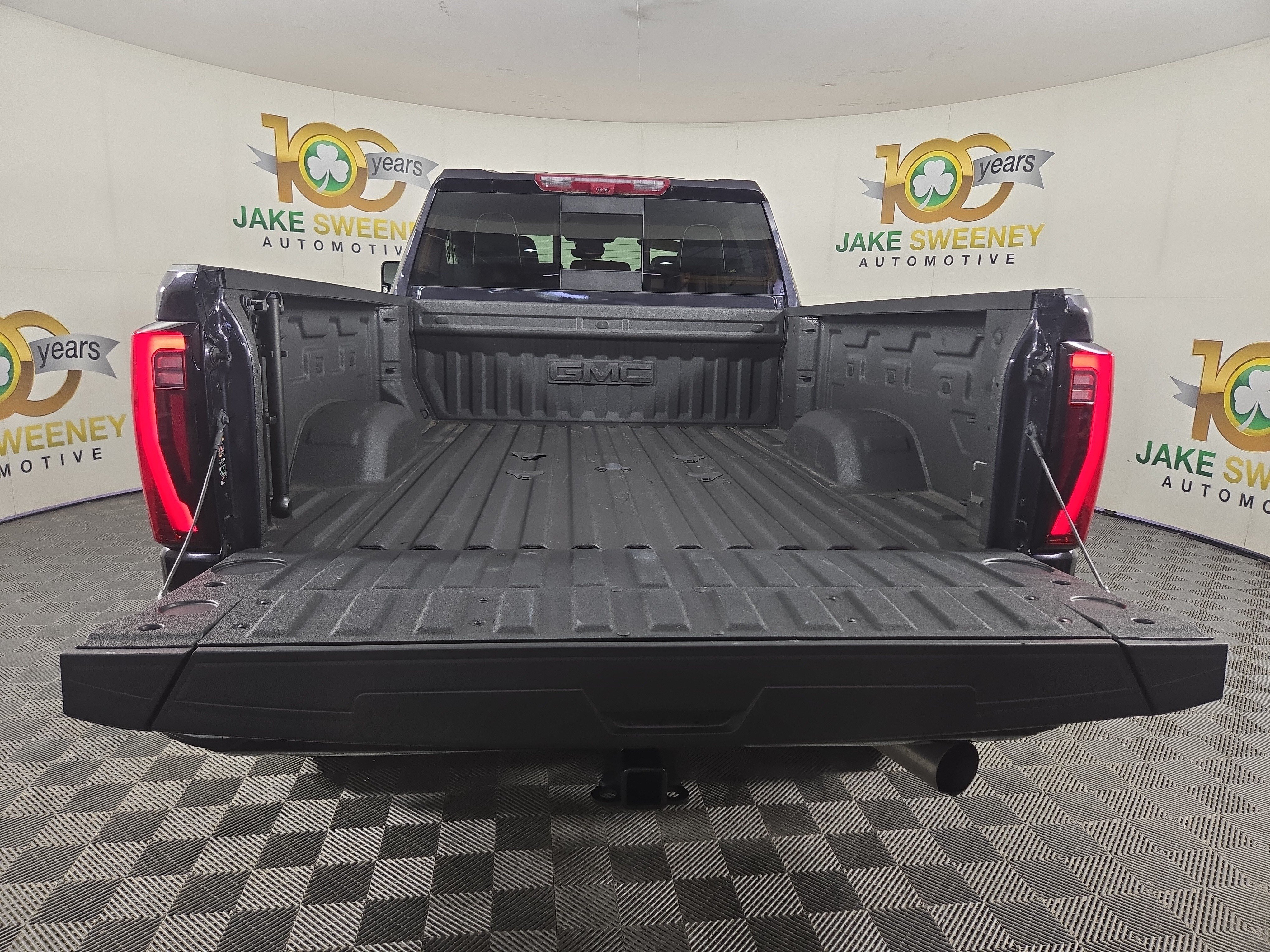 Used 2025 GMC Sierra 2500 Denali Ultimate w/ Max Trailering Package AWD/4WD image 35