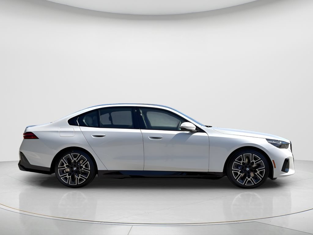 New 2027 BMW 550e xDrive w/ Executive Package AWD/4WD image 4
