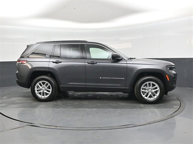 New 2025 Jeep Grand Cherokee Laredo X image 2