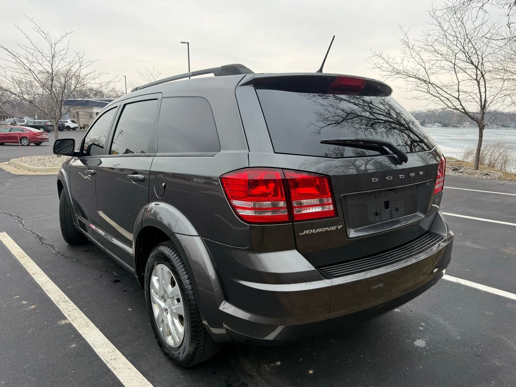 Used 2018 Dodge Journey SE image 7
