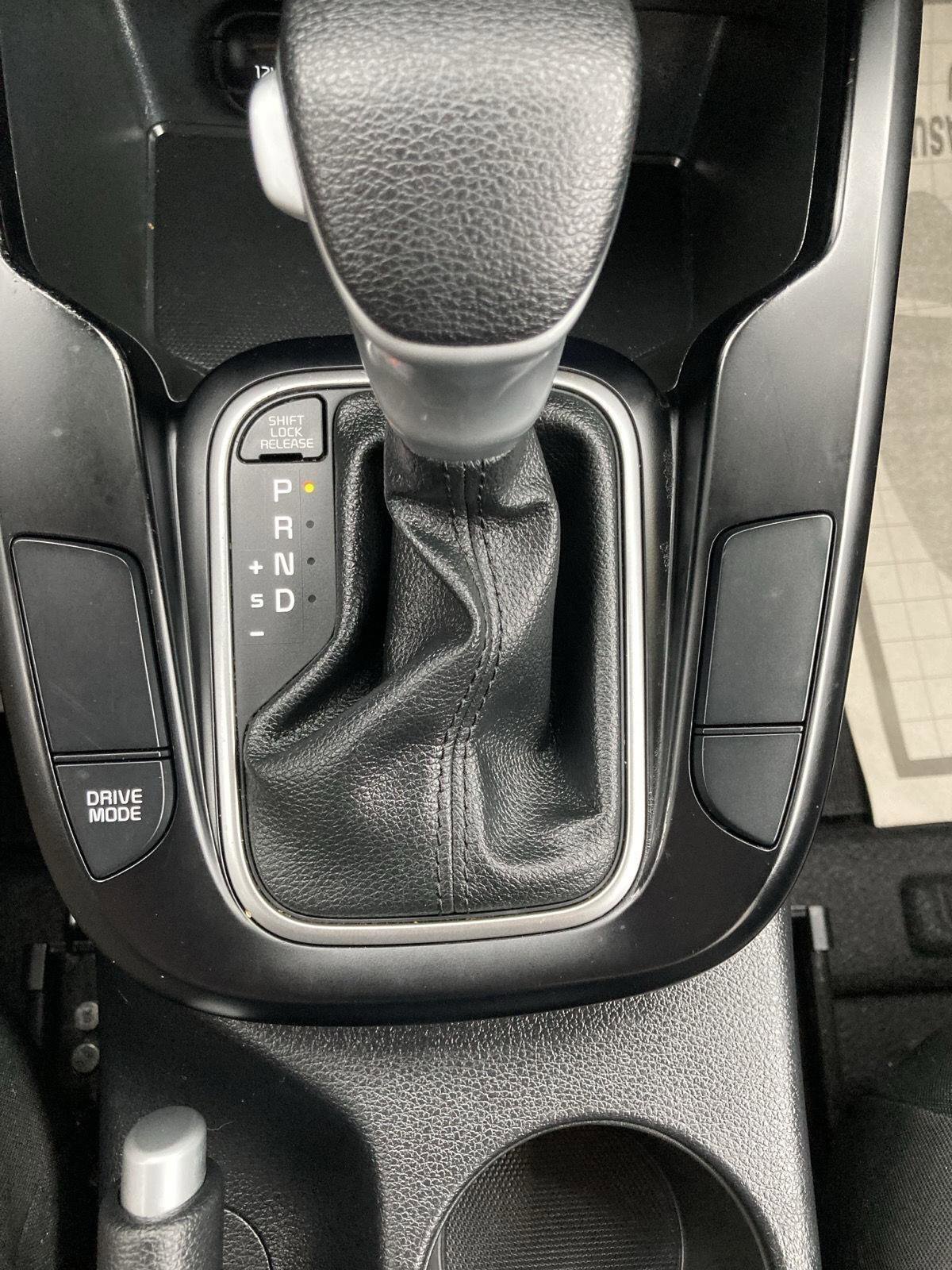 Used 2024 Kia Soul LX w/ Option Group 015 image 25