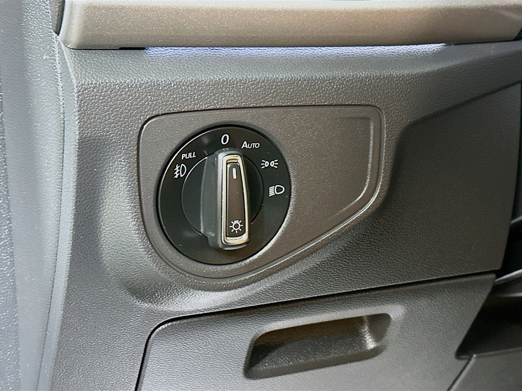 Used 2019 Volkswagen Atlas SE image 10