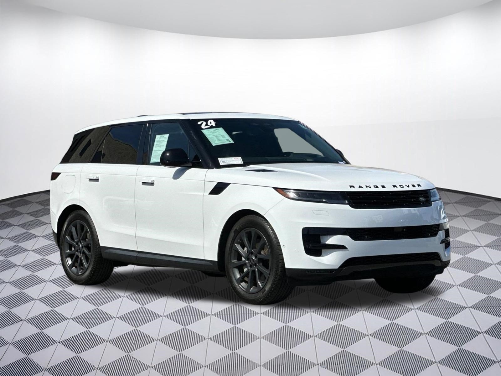 Used 2024 Land Rover Range Rover Sport SE AWD/4WD image 7