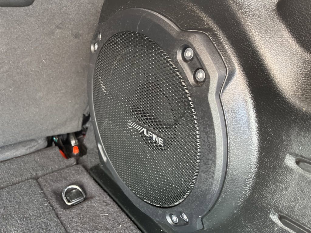 Used 2023 Jeep Wrangler Willys image 5