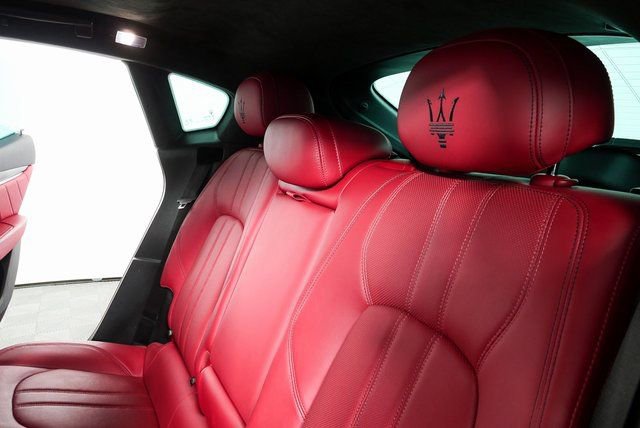 Used 2022 Maserati Levante Modena image 22