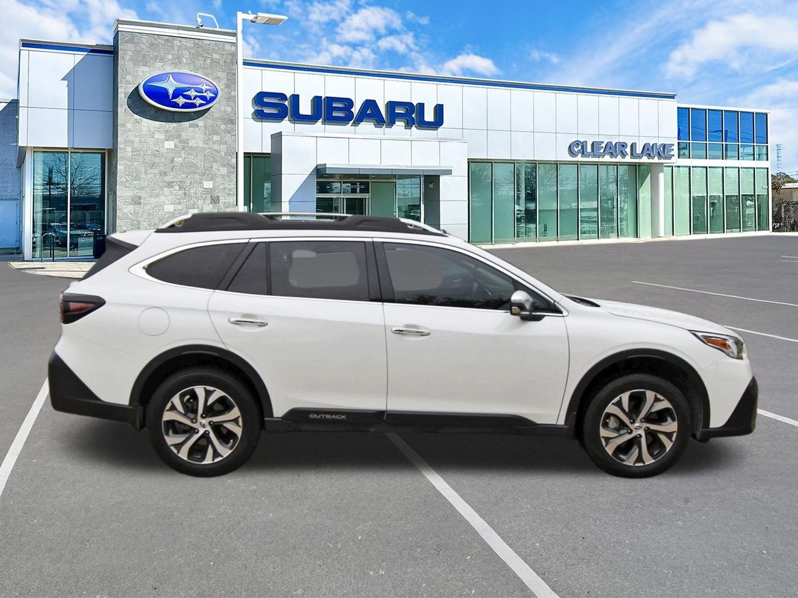 Used 2022 Subaru Outback Touring AWD/4WD image 7
