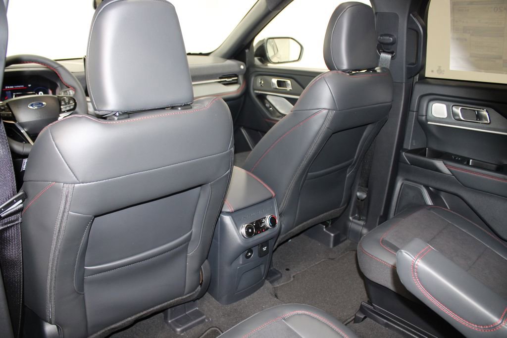 New 2026 Ford Explorer ST image 27