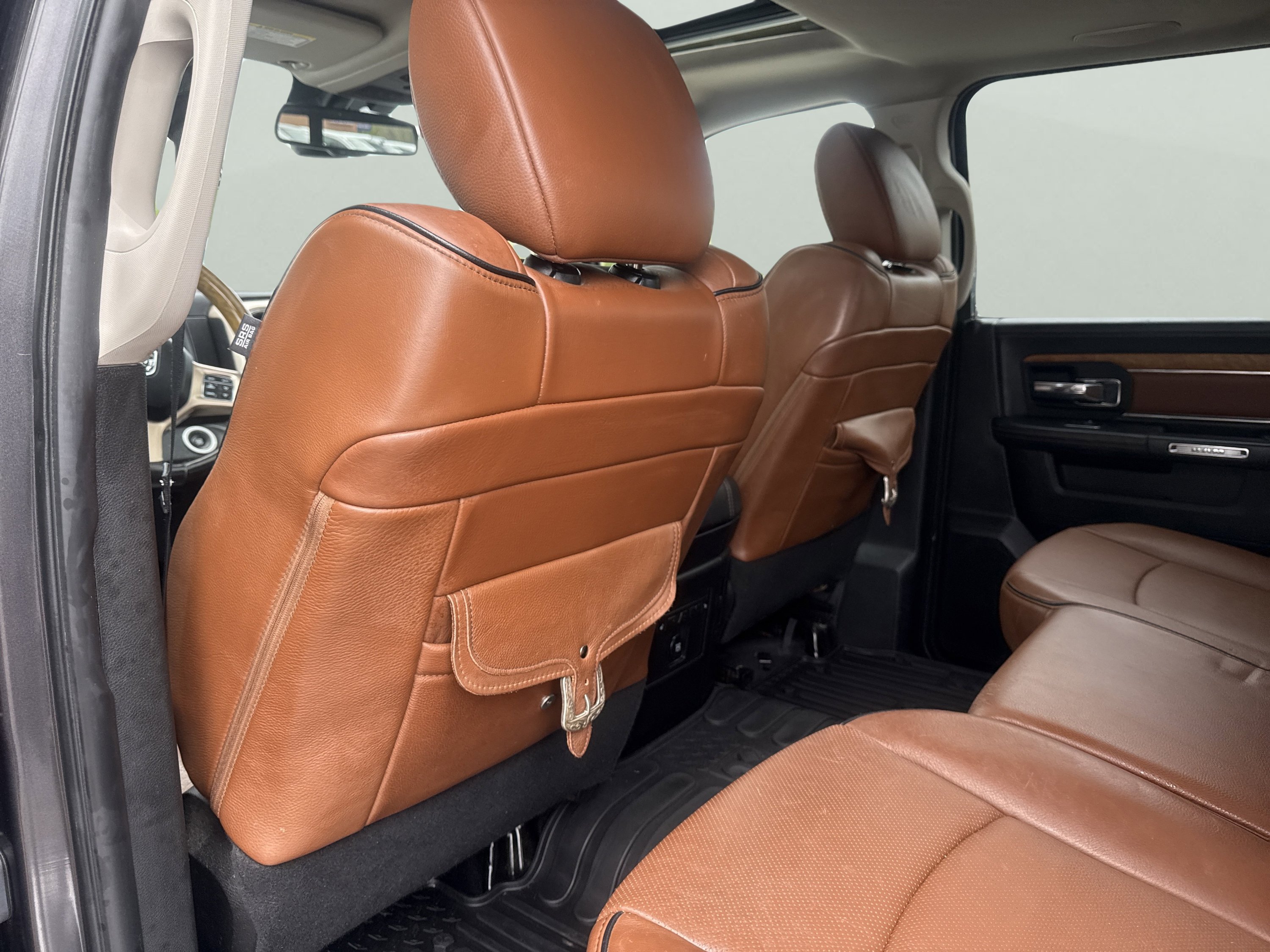 Used 2017 RAM 1500 Laramie Longhorn AWD/4WD image 10