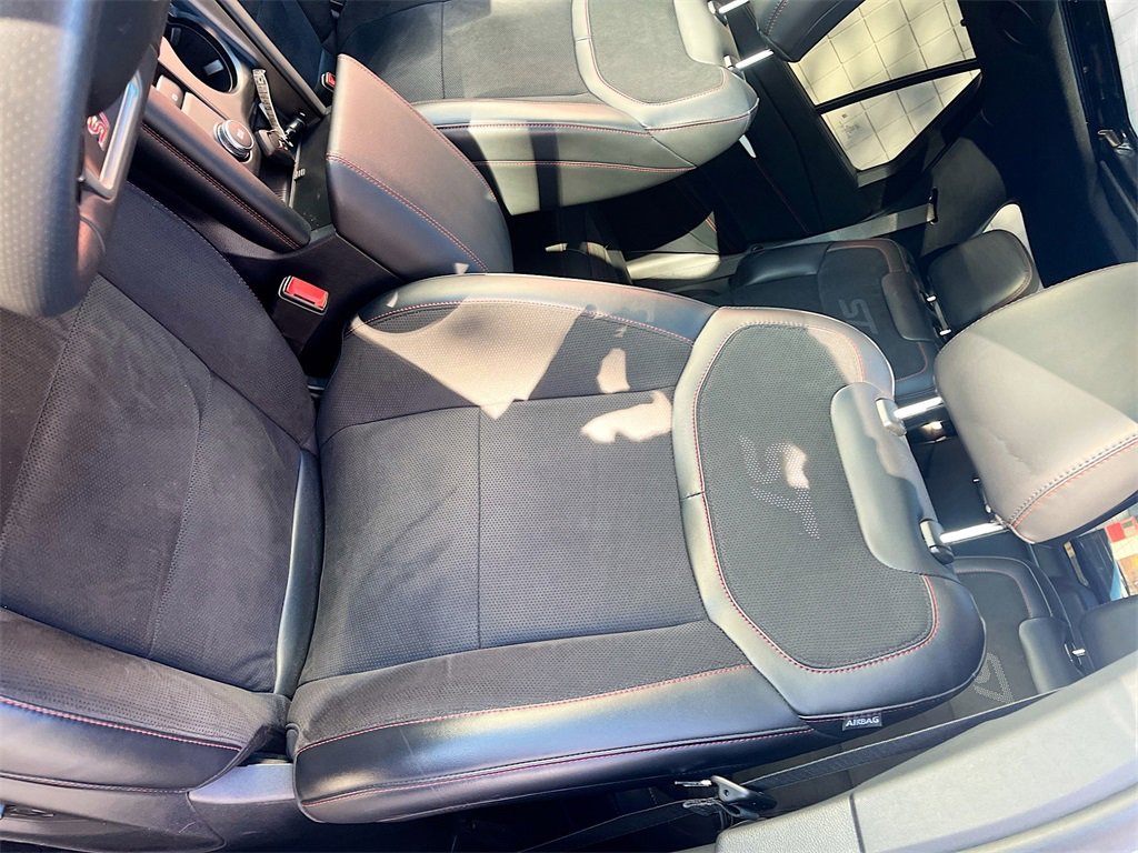 Used 2025 Ford Explorer ST image 20