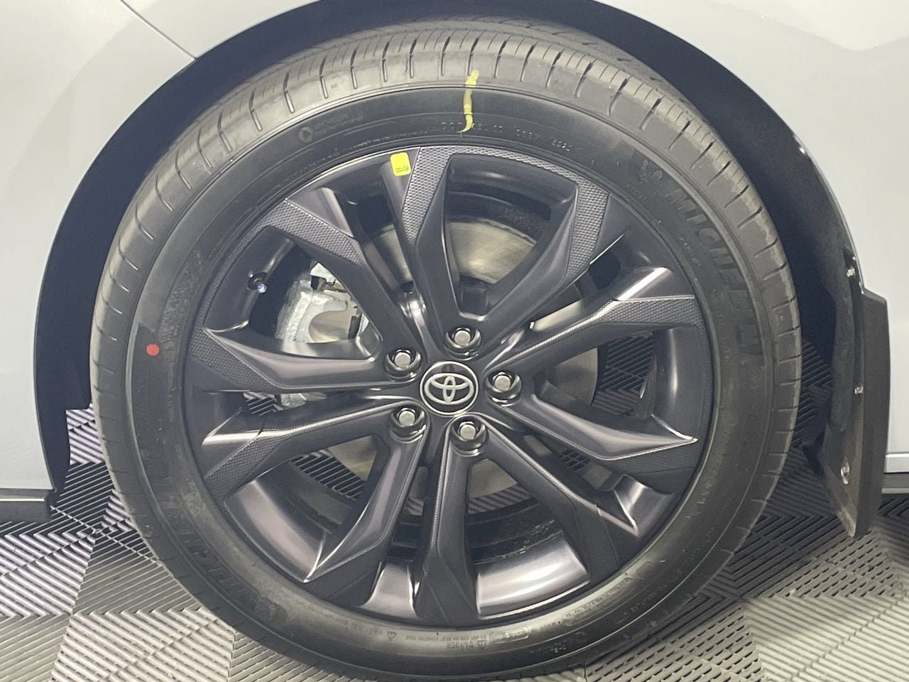 New 2026 Toyota Sienna XSE FWD image 10