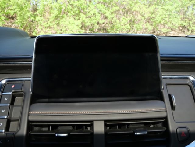 Used 2024 GMC Yukon AT4 w/ AT4 Premium Plus Package AWD/4WD image 21