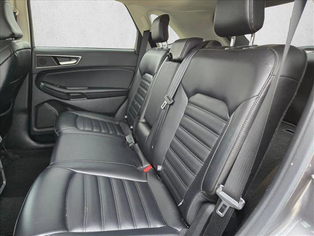 Used 2023 Ford Edge SEL image 18