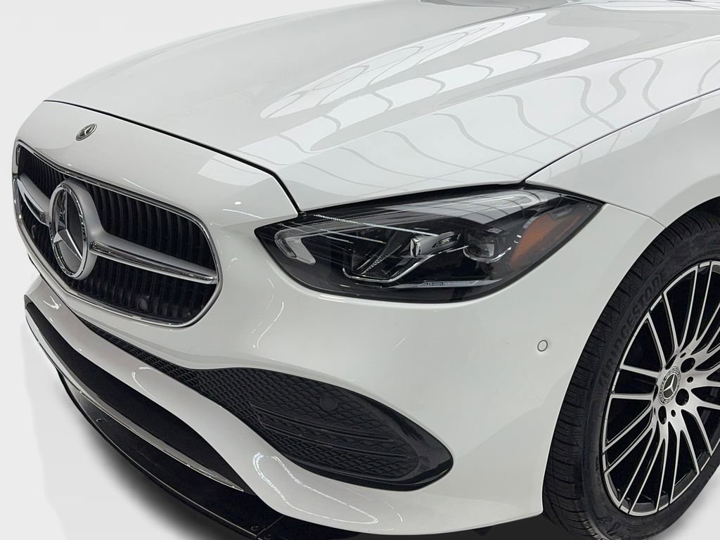 Used 2024 Mercedes-Benz C 300 4MATIC Sedan image 5