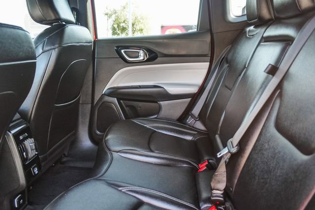 Used 2025 Jeep Compass Limited image 19