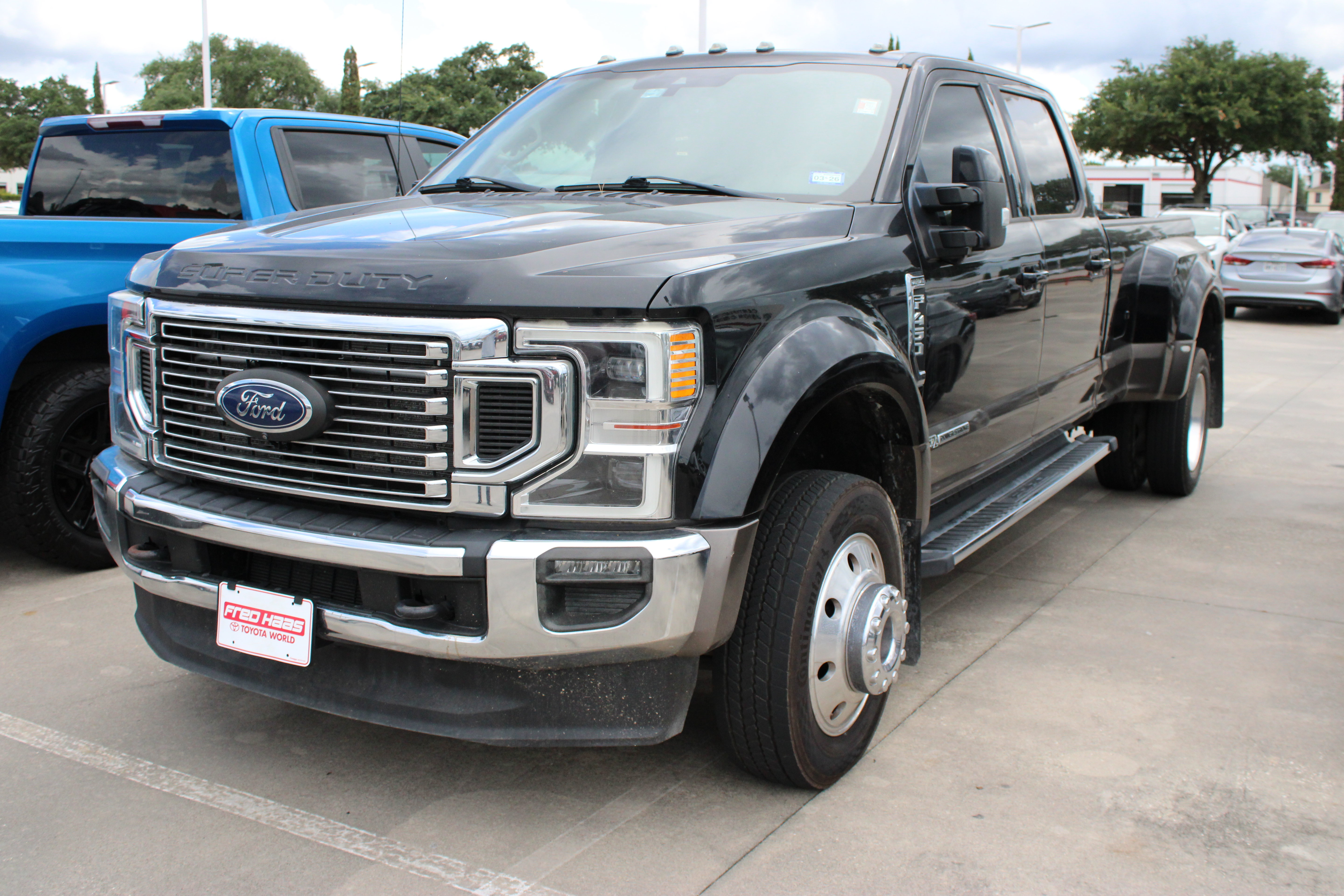 Used 2021 Ford F450 Lariat w/ Lariat Ultimate Package AWD/4WD image 4
