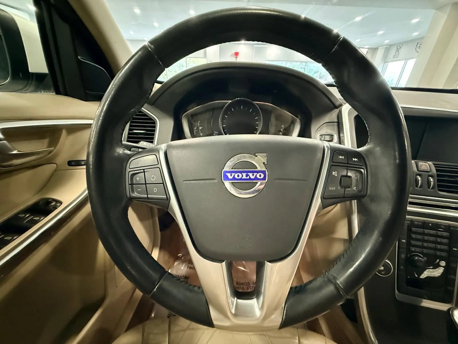 Used 2015 Volvo XC60 T5 Premier image 19