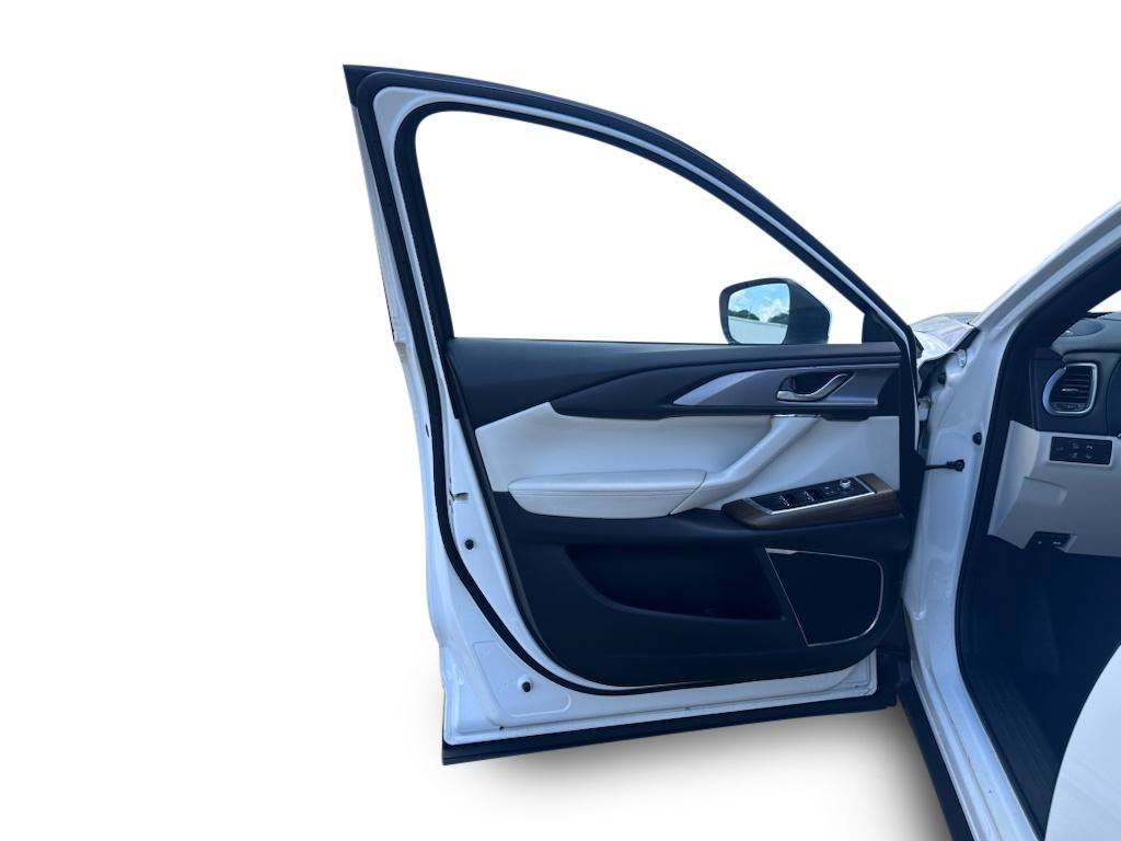 Certified 2023 MAZDA CX-9 Signature AWD/4WD image 6