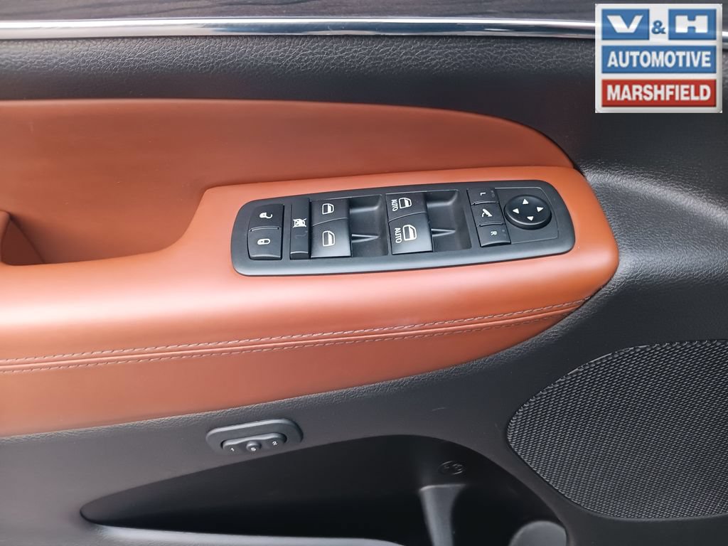 Used 2021 Jeep Grand Cherokee Overland w/ Protech Group AWD/4WD image 16