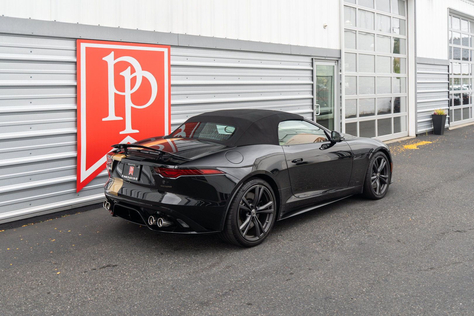Used 2024 Jaguar F-TYPE R AWD/4WD image 43