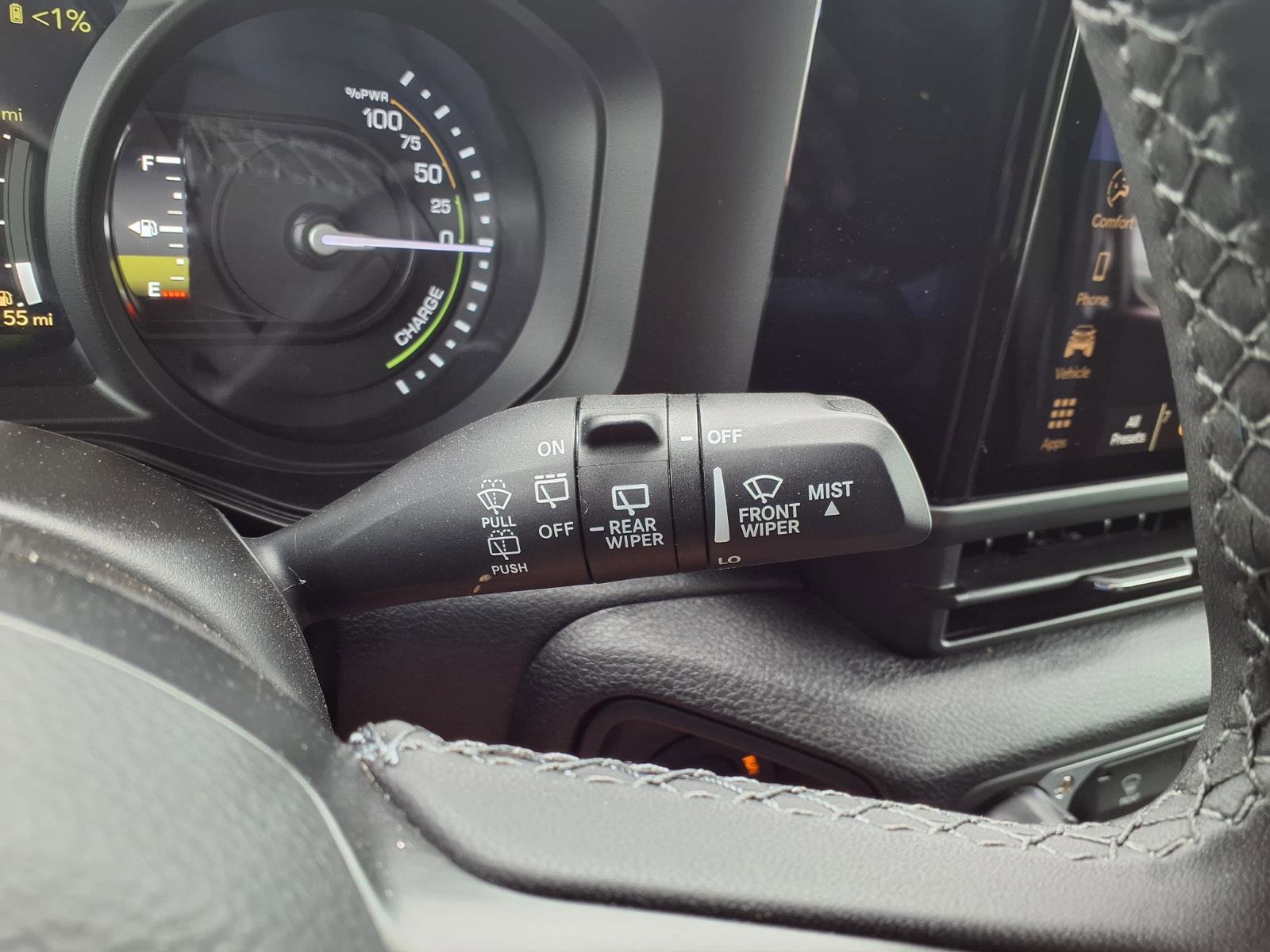Used 2025 Jeep Wrangler Willys AWD/4WD image 14