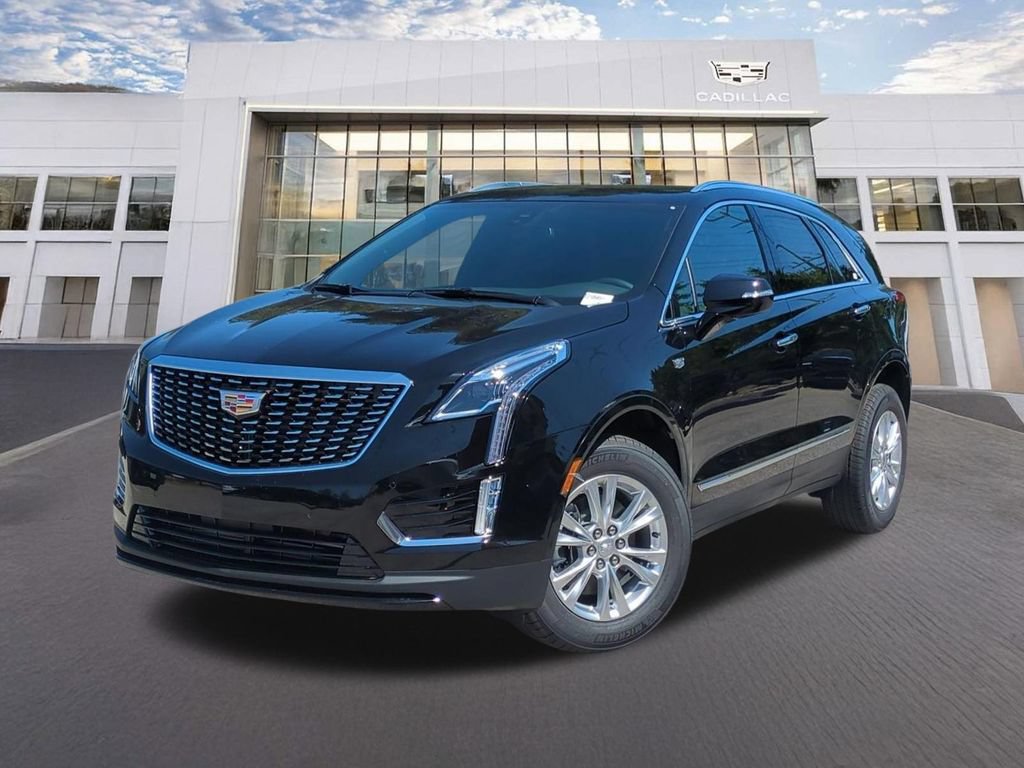 Used 2026 Cadillac XT5 Luxury w/ LPO, Floor Liner Package FWD image 1