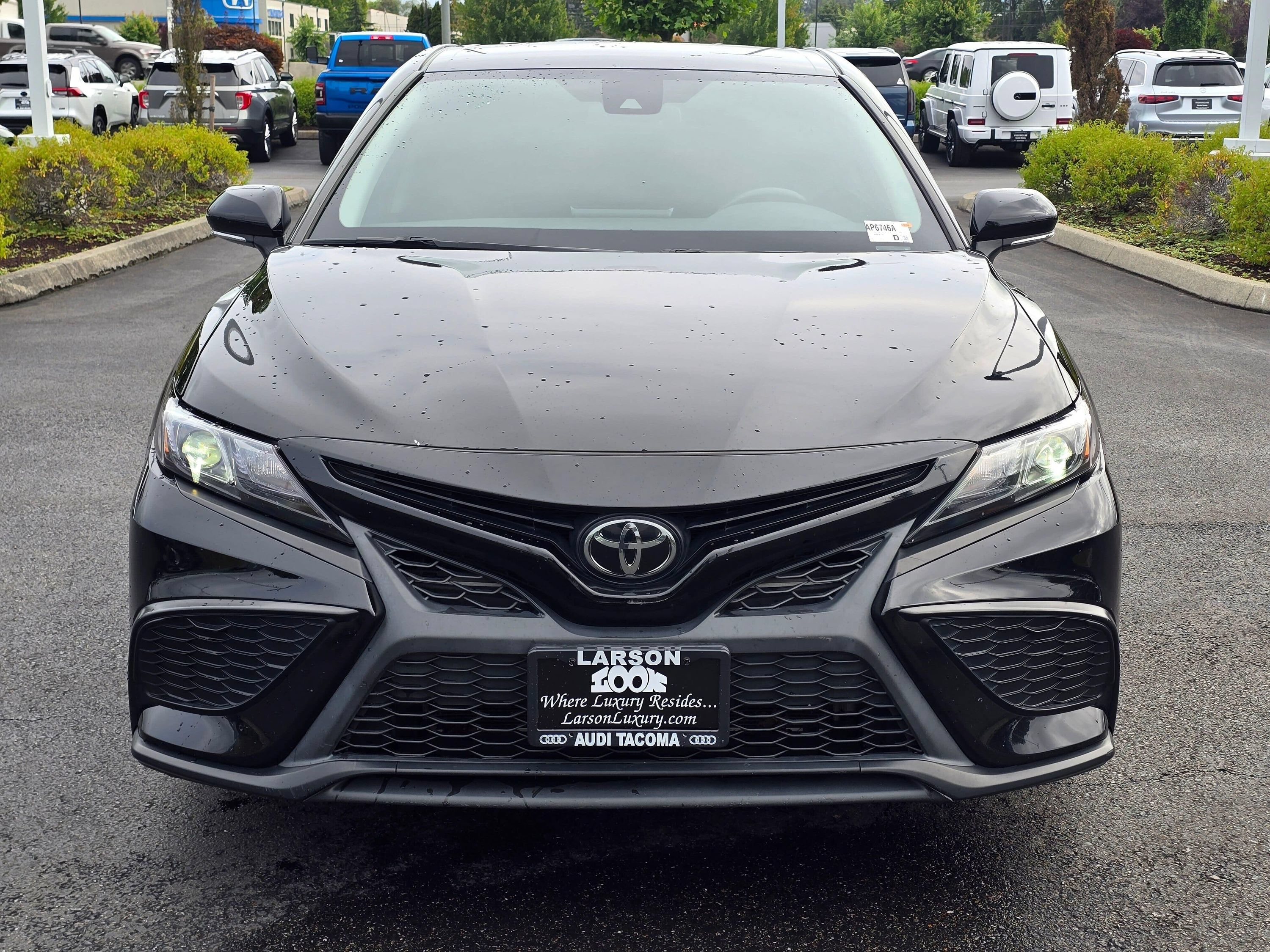 Used 2022 Toyota Camry SE w/ TRD Appearance Package (TMS) FWD image 8