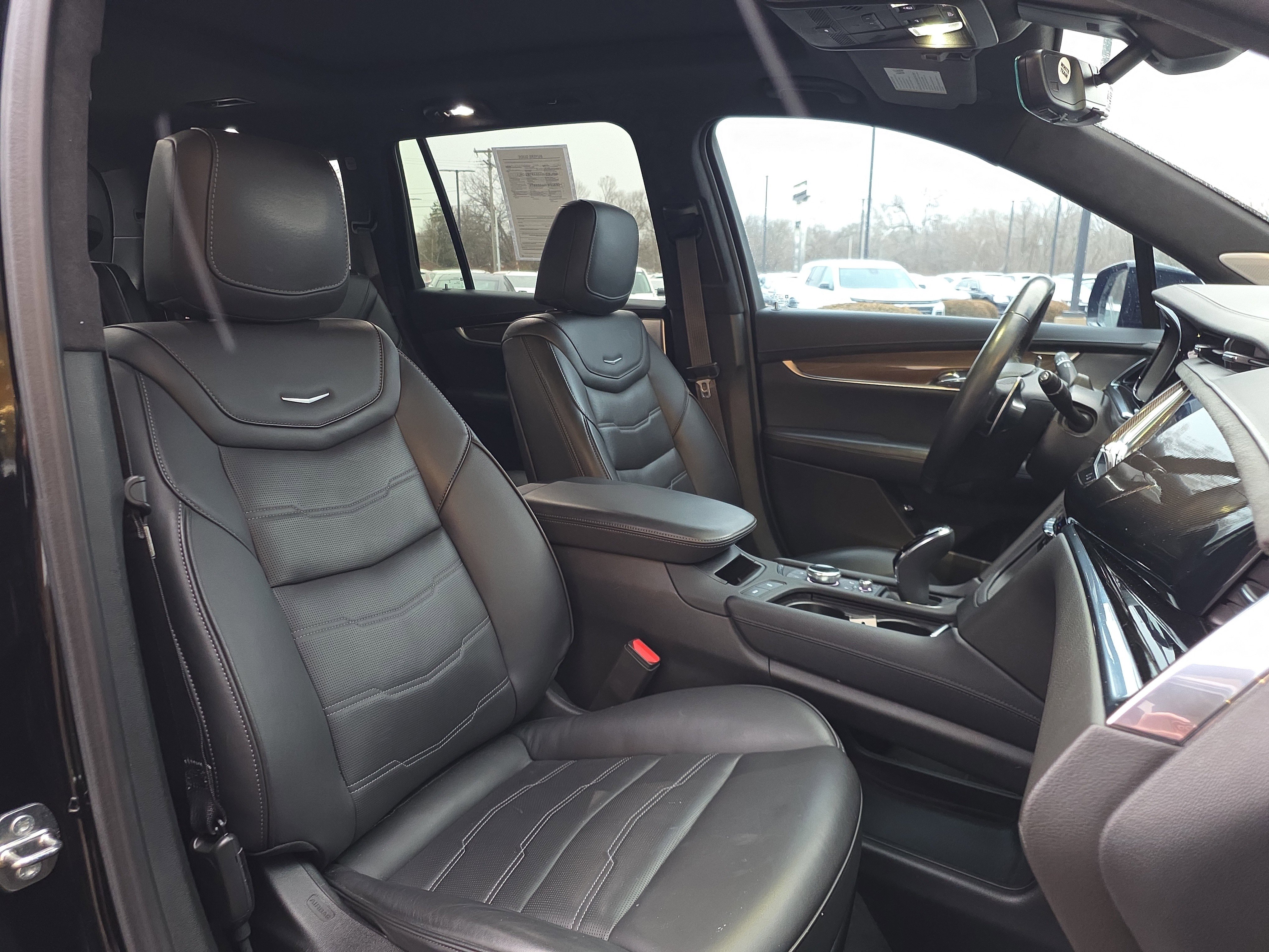 Used 2023 Cadillac XT6 Sport w/ Platinum Package image 33