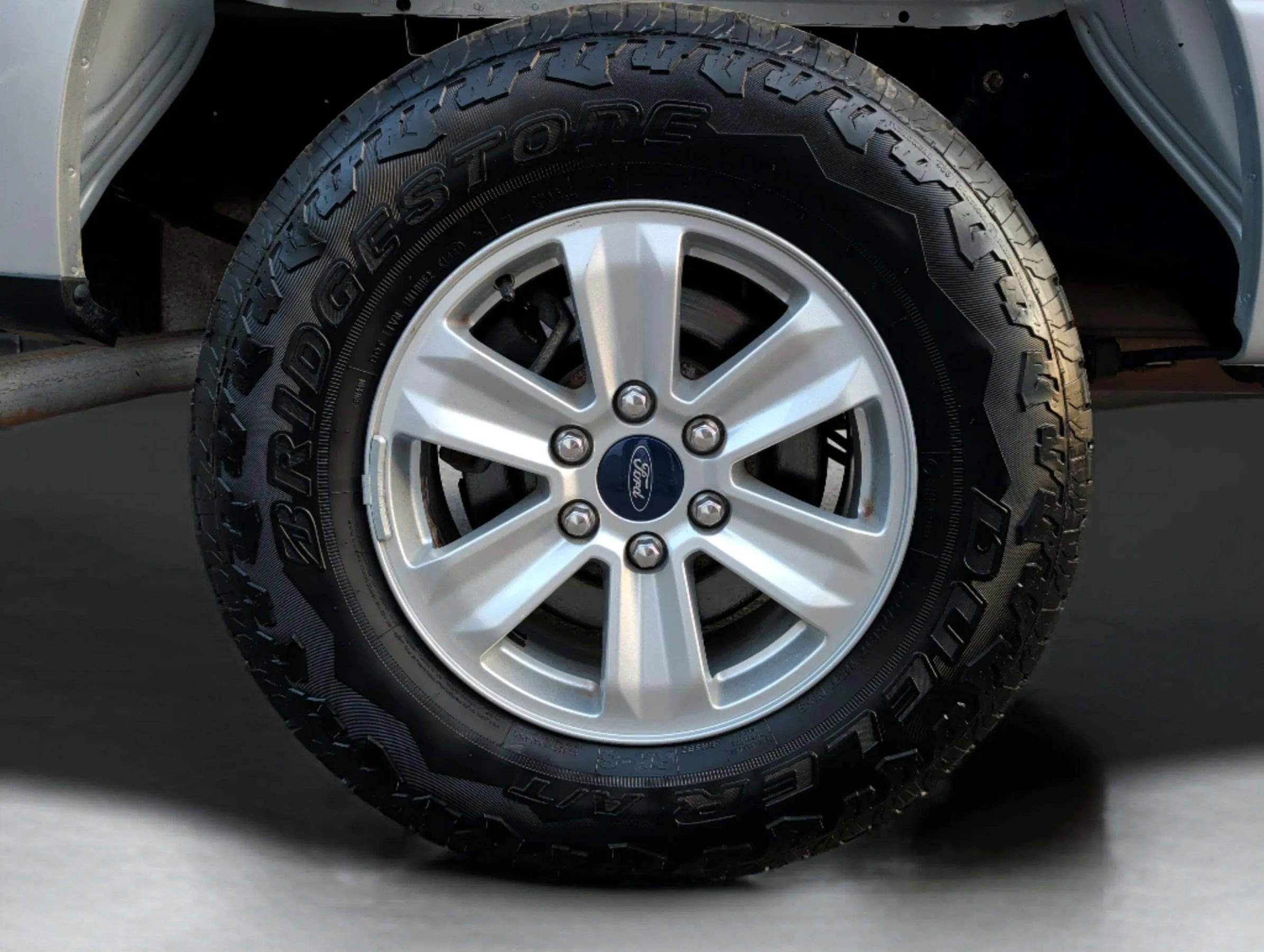 Used 2015 Ford F150 XLT AWD/4WD image 39