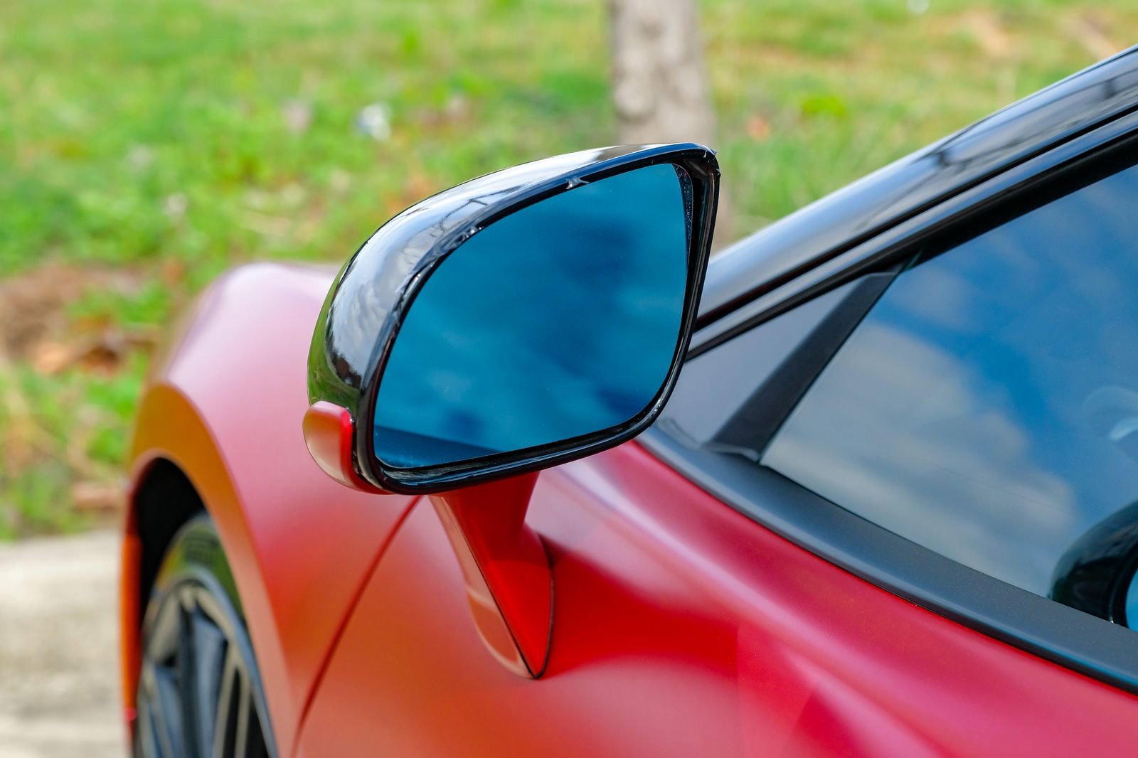 Used 2021 McLaren GT image 33