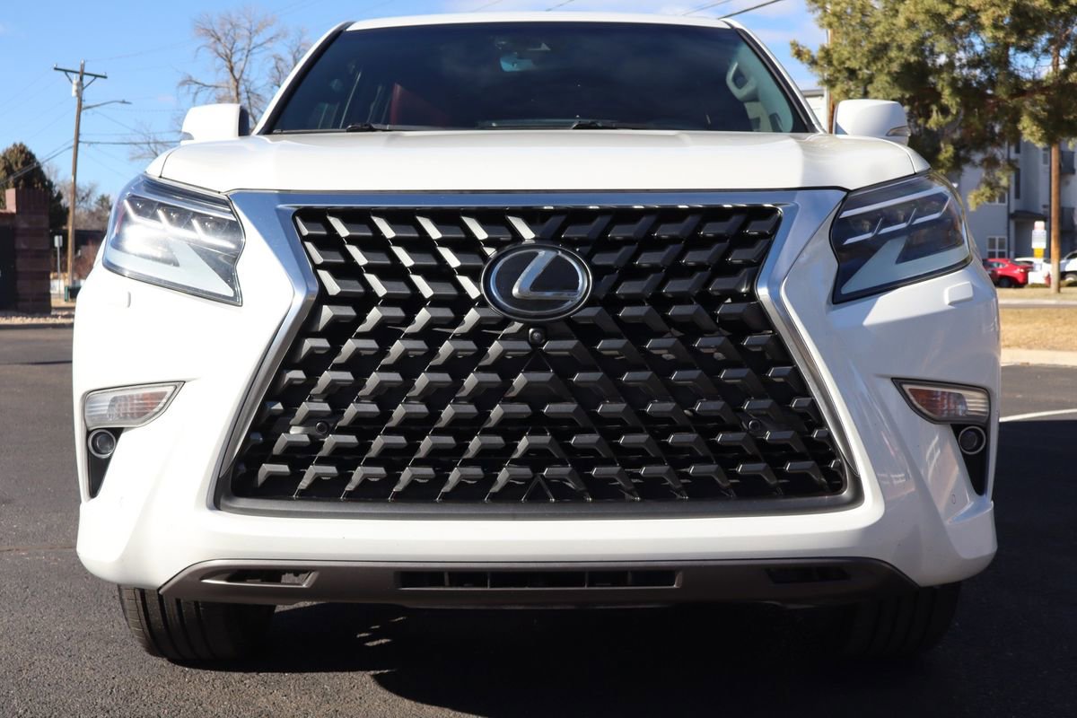 Used 2022 Lexus GX 460 Luxury w/ Off Road Package image 13