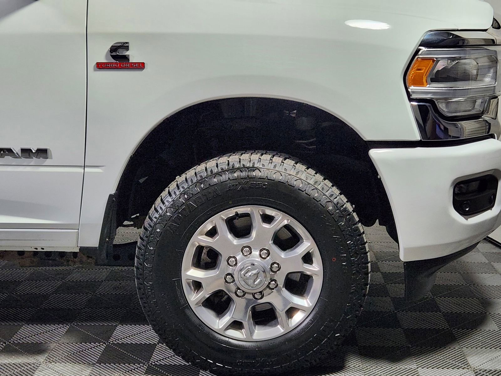 Used 2024 RAM 2500 Laramie image 13