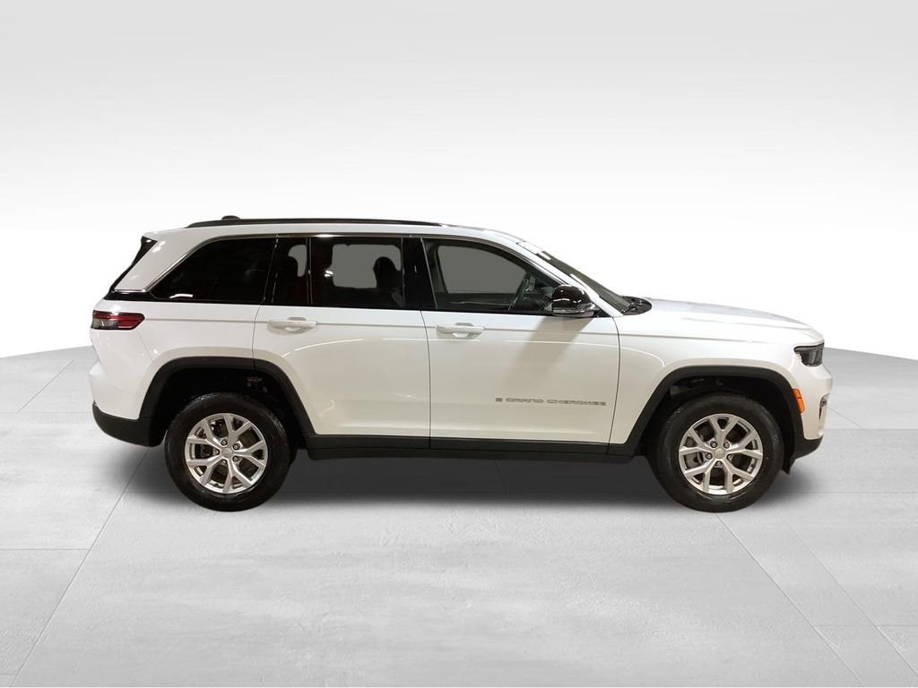 Certified 2023 Jeep Grand Cherokee Limited image 5