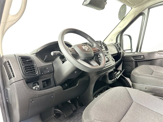 Used 2024 RAM ProMaster 2500 w/ Convenience Group image 16