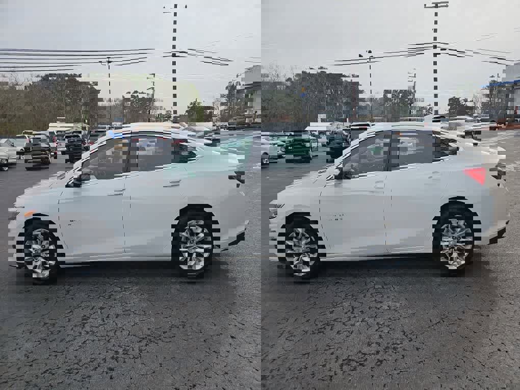 Used 2024 Chevrolet Malibu LT image 6