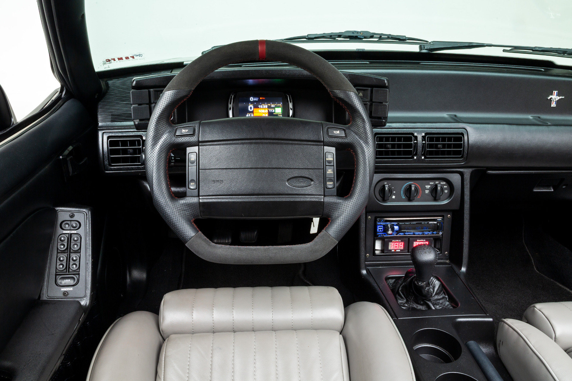 Used 1990 Ford Mustang GT RWD image 6