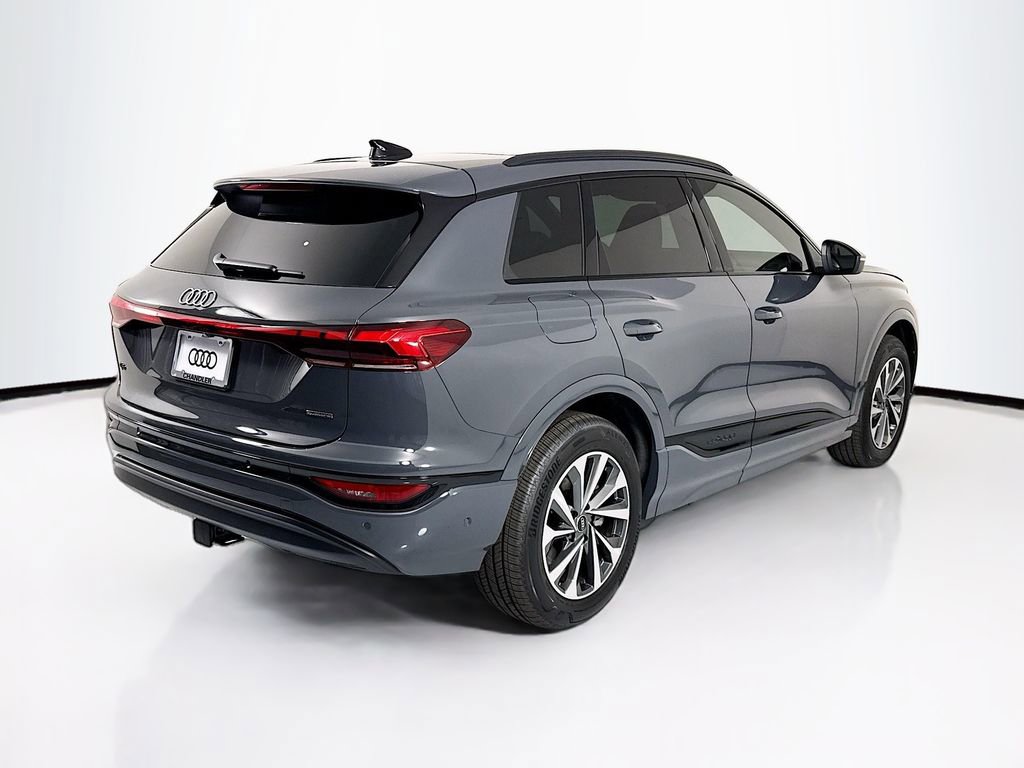 Used 2025 Audi Q6 e-tron Premium Plus image 7