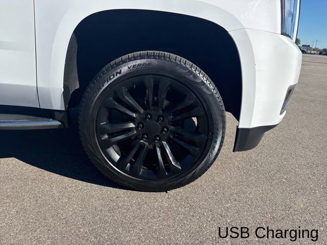 Used 2017 GMC Yukon SLE image 3