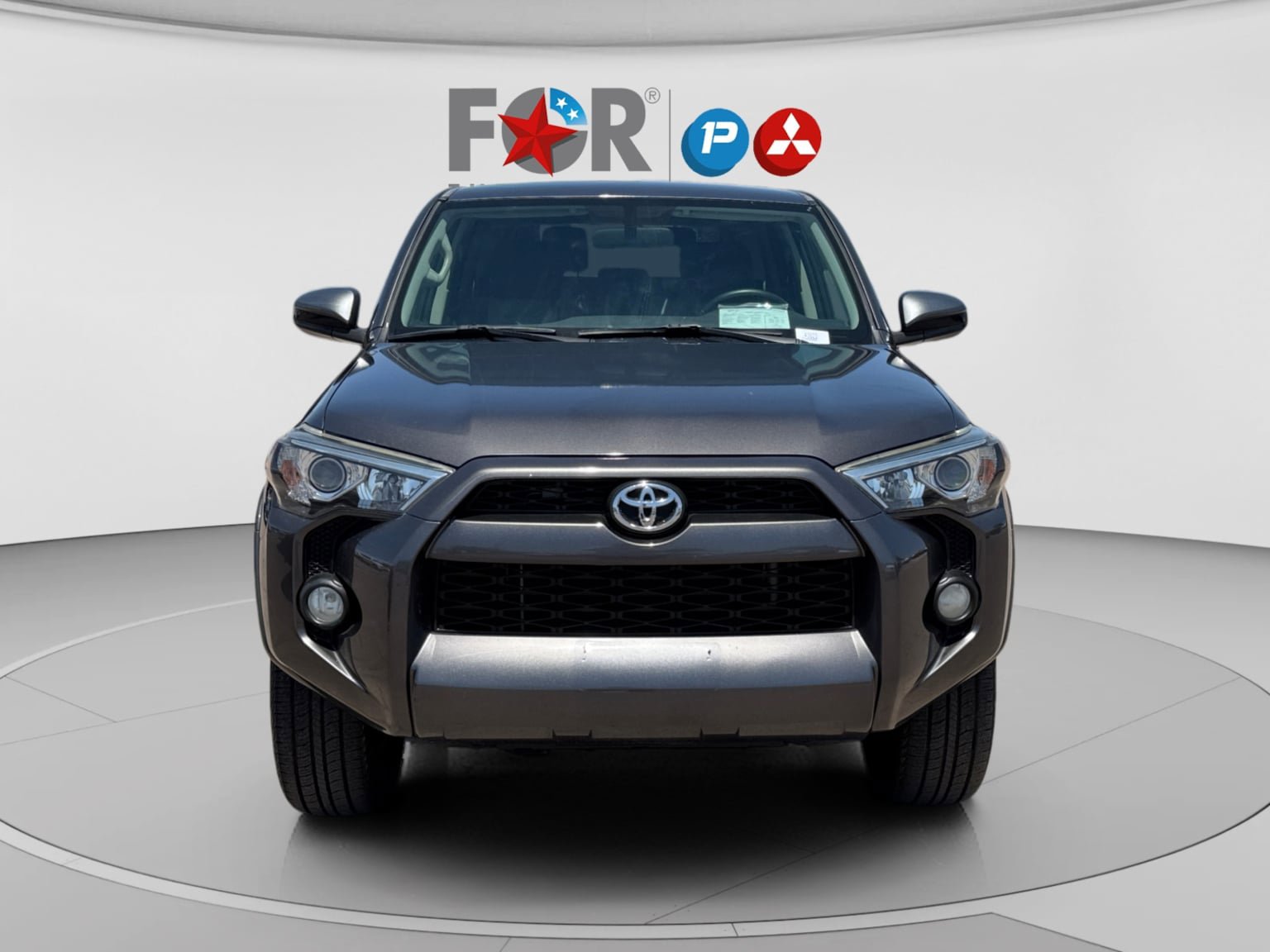 Used 2017 Toyota 4Runner SR5 AWD/4WD image 8