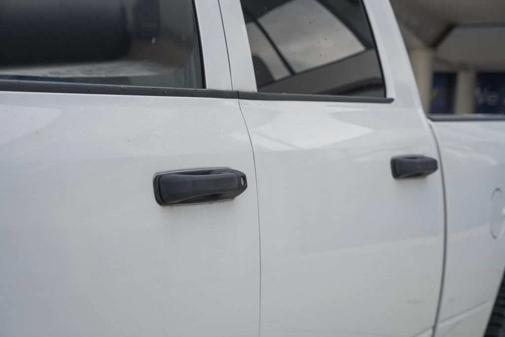 Used 2022 RAM 2500 Tradesman w/ Chrome Appearance Group AWD/4WD image 14