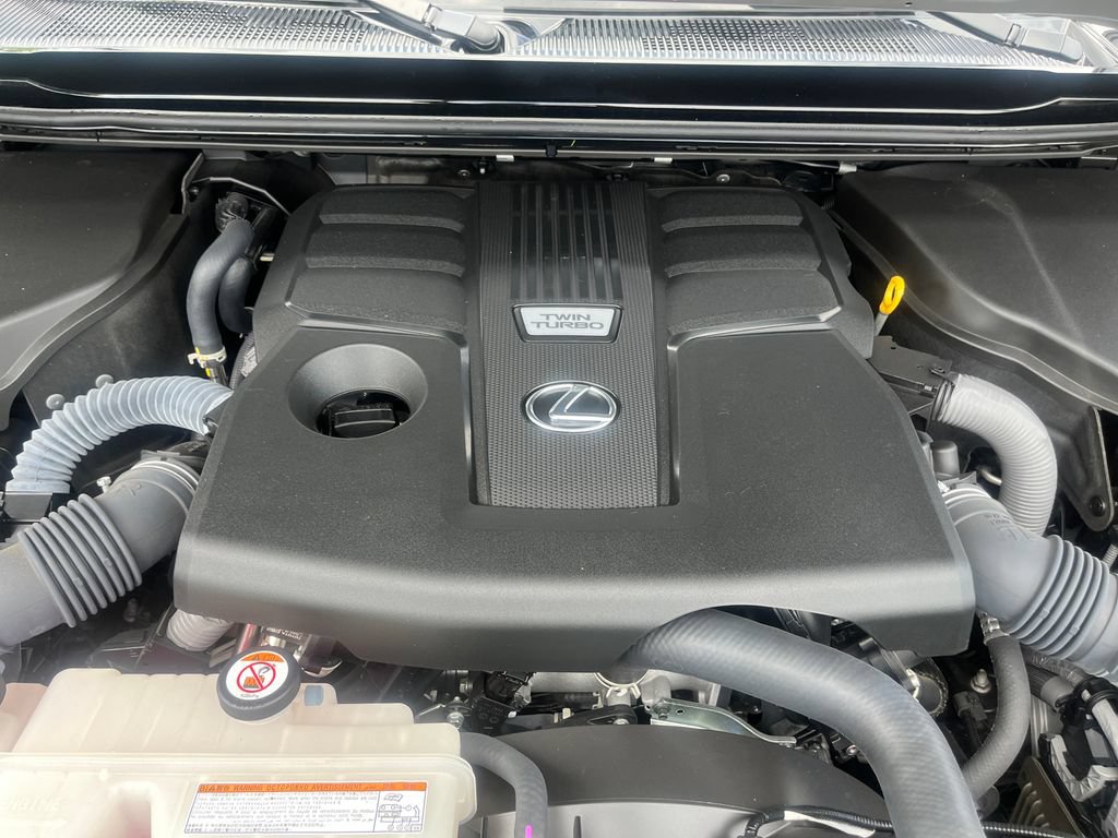 Used 2025 Lexus GX 550 w/ Accessory Package (Z1) AWD/4WD image 22