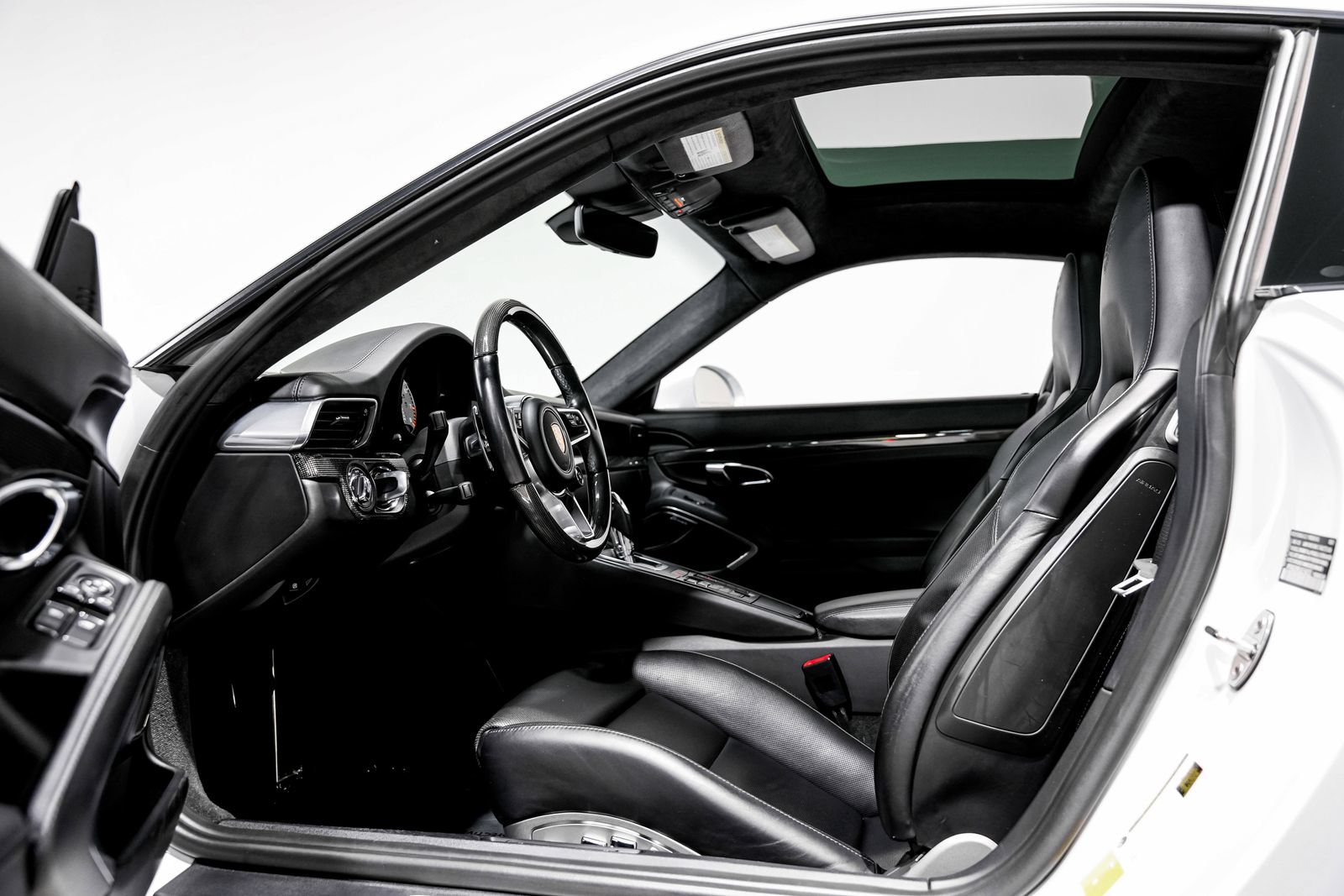 Used 2018 Porsche 911 Turbo S AWD/4WD image 21