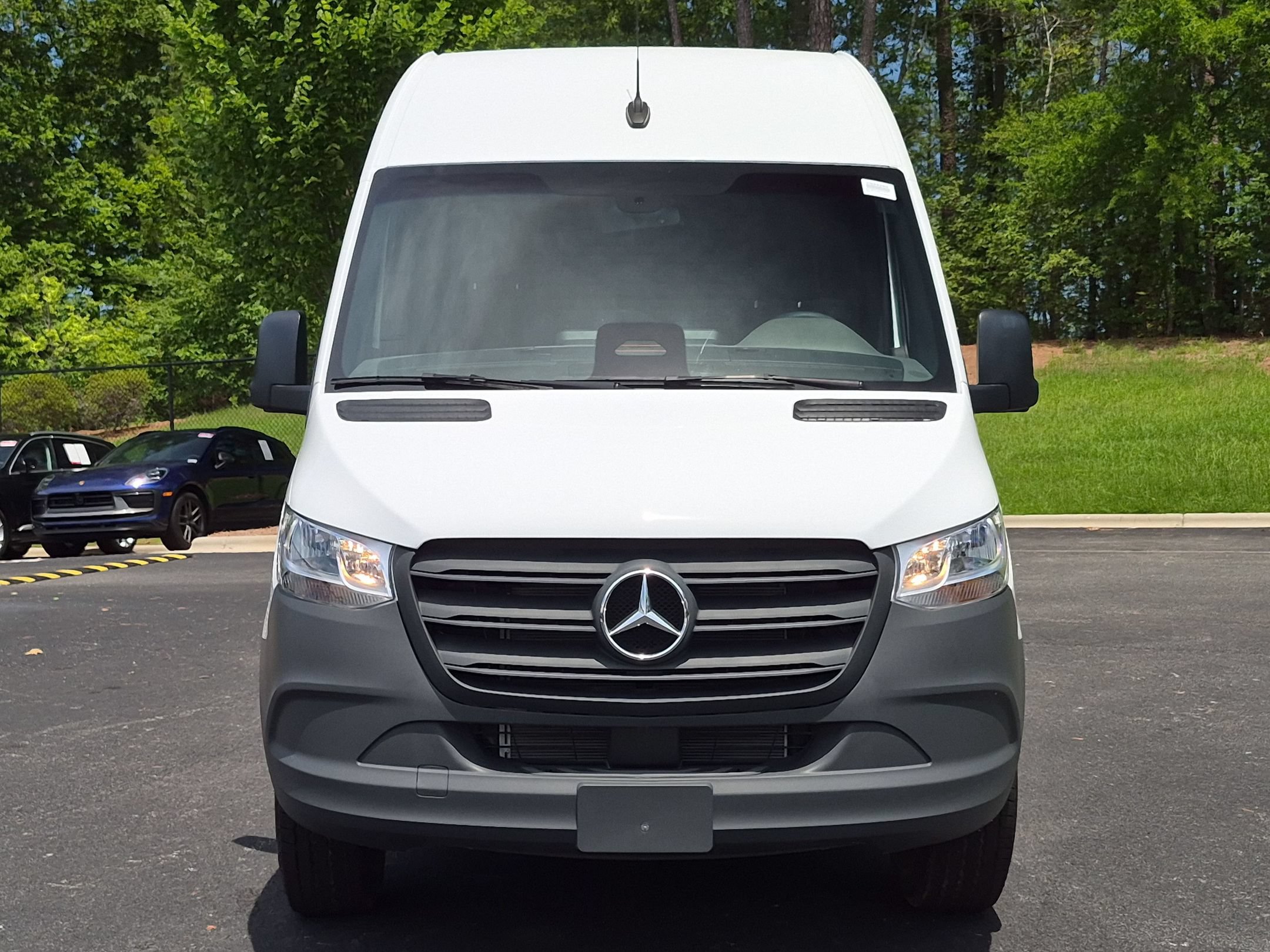 New 2025 Mercedes-Benz Sprinter 2500 image 3