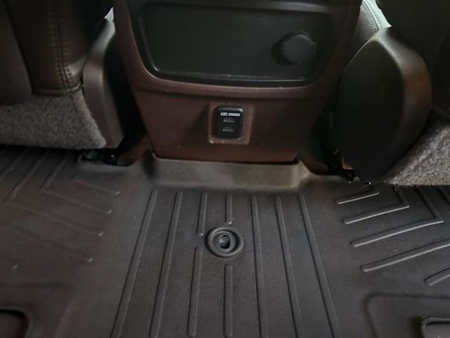 Used 2014 Buick Enclave Leather w/ Trailering Provision Package image 26