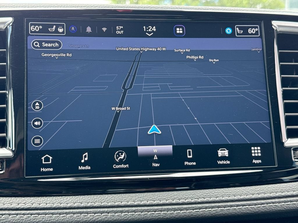 Used 2025 Chrysler Pacifica Limited FWD image 18