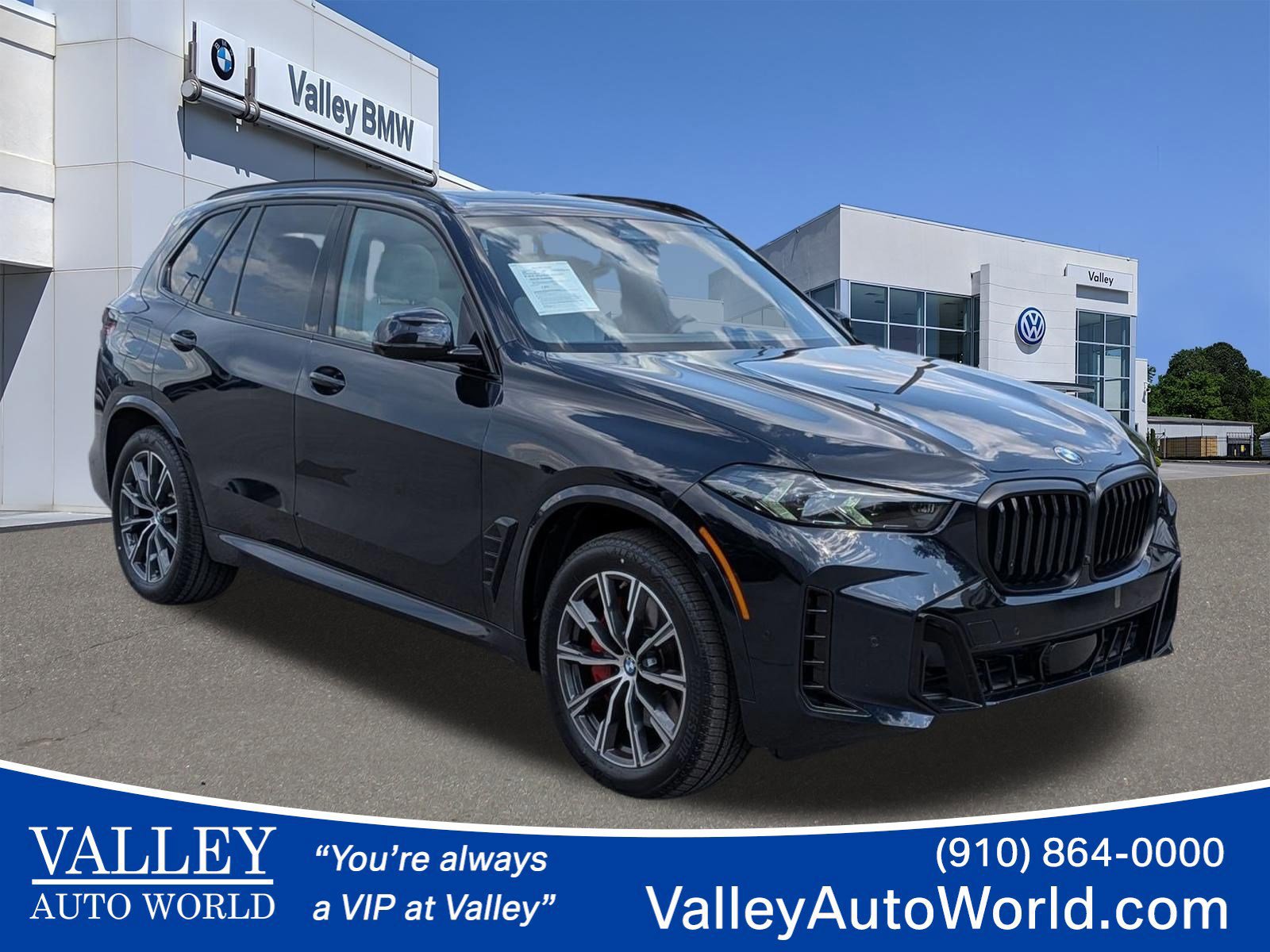Certified 2025 BMW X5 xDrive40i w/ M Sport Package AWD/4WD image 1